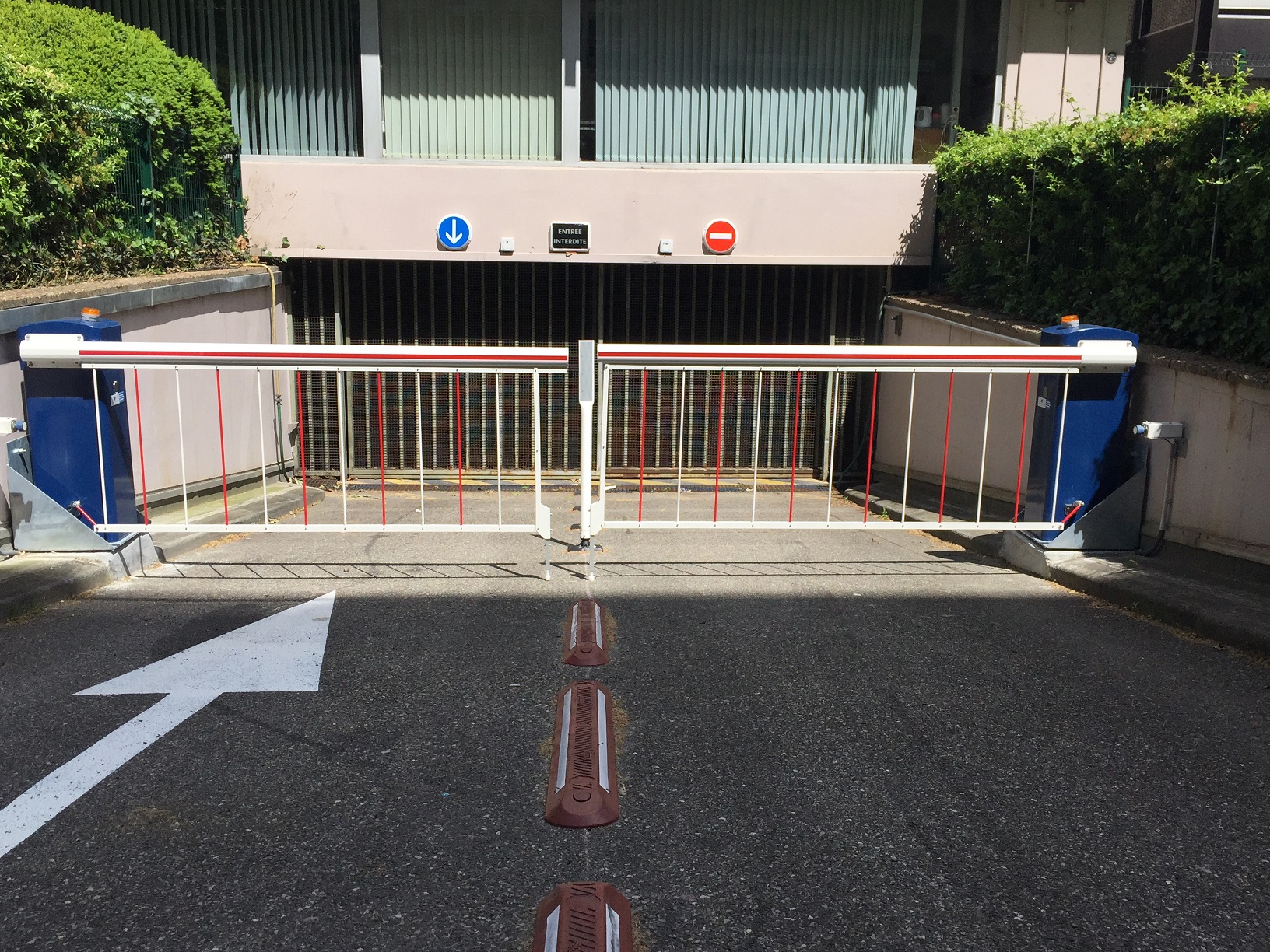 Barrière levante Trévoux — THERA ProAccess